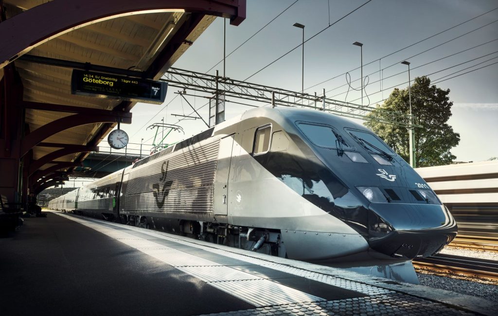 Moving Swedish rail forward